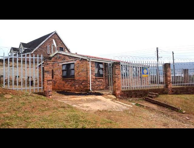 3 BEDROOM HOUSE FOR SALE IN NORTHDALE